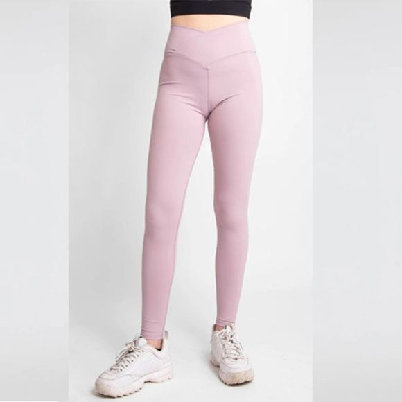 High-Rise Crossover Waist Four-Way Stretch Legging - Pet Hair Resistant - Picture 2 of 5